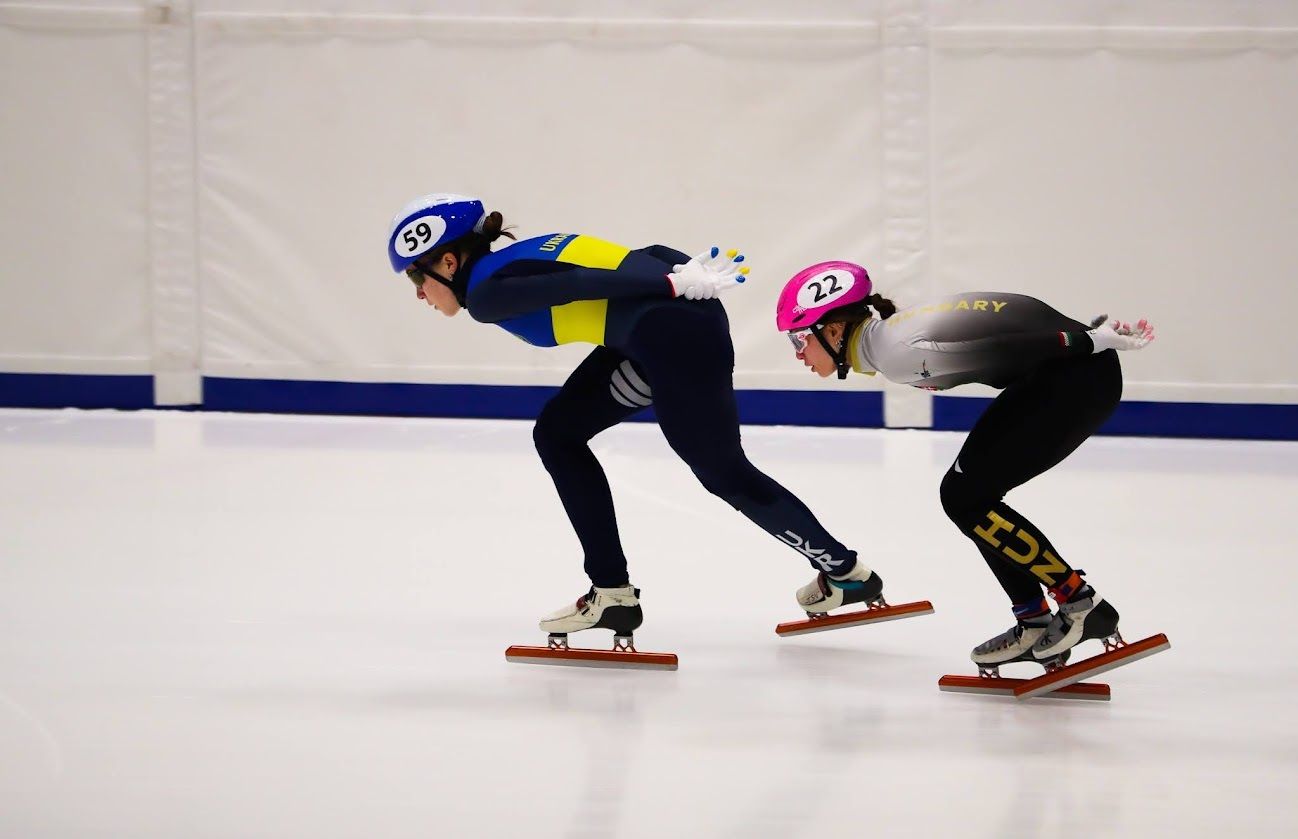 Short track 21.3.2022 Girls 1500 m (58).jpg