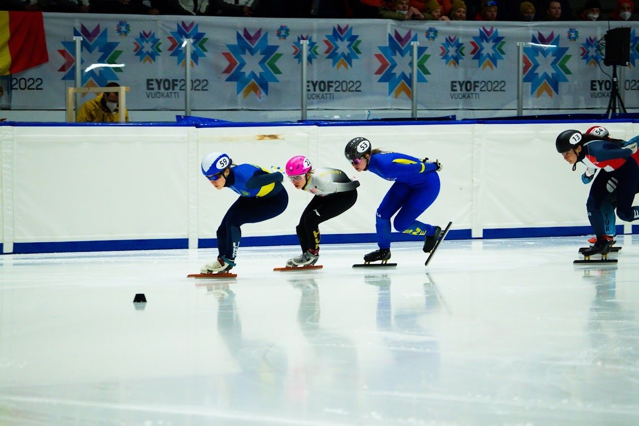Short track 21.3.2022 Girls 1500 m (66).jpg