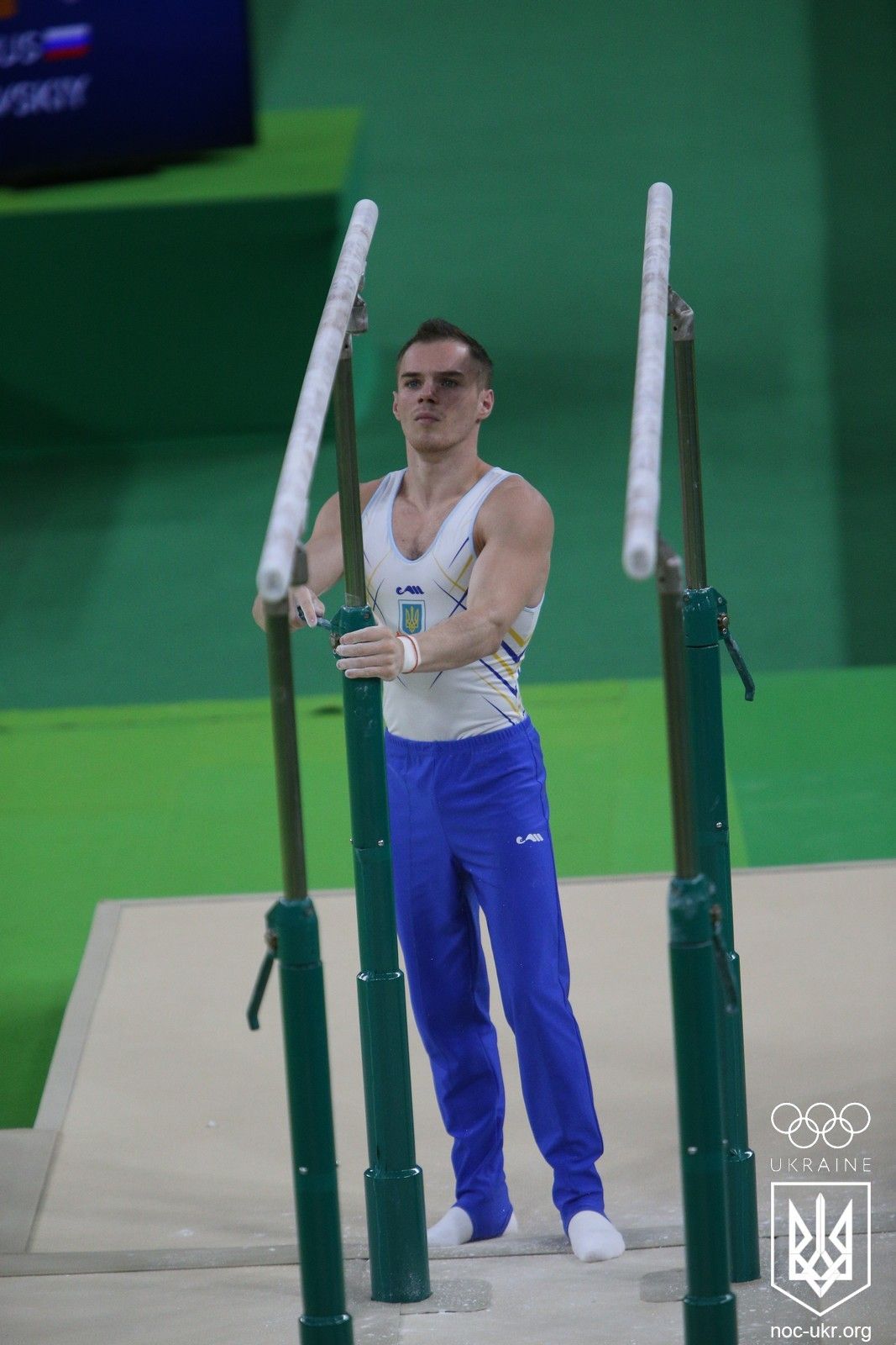 AR0T0497.jpg