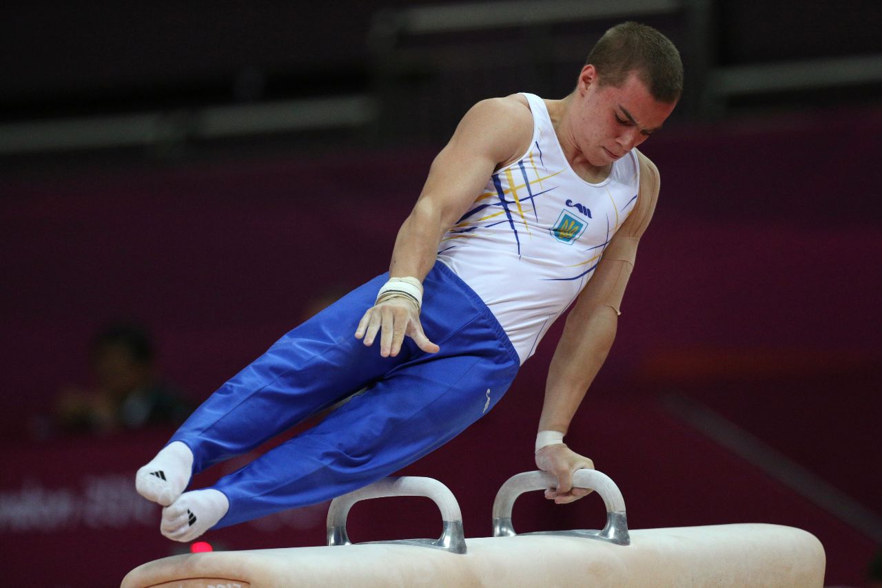 010812 ГИМНАСТИКА ВЕРНЯЕВ ОЛЕГ 10 - Version 2.jpg