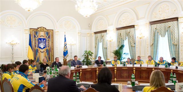 Зустріч
