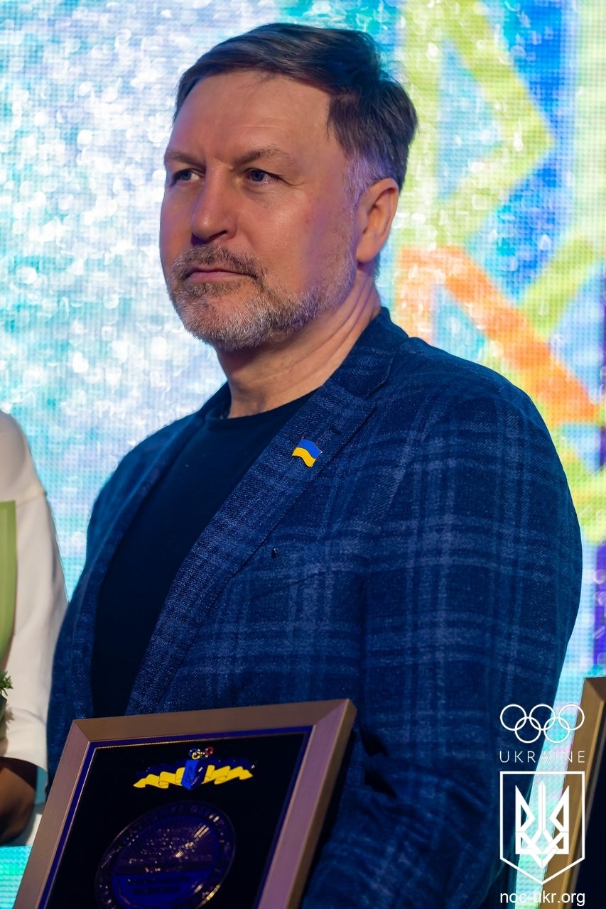 B80W7452-CR2.JPG