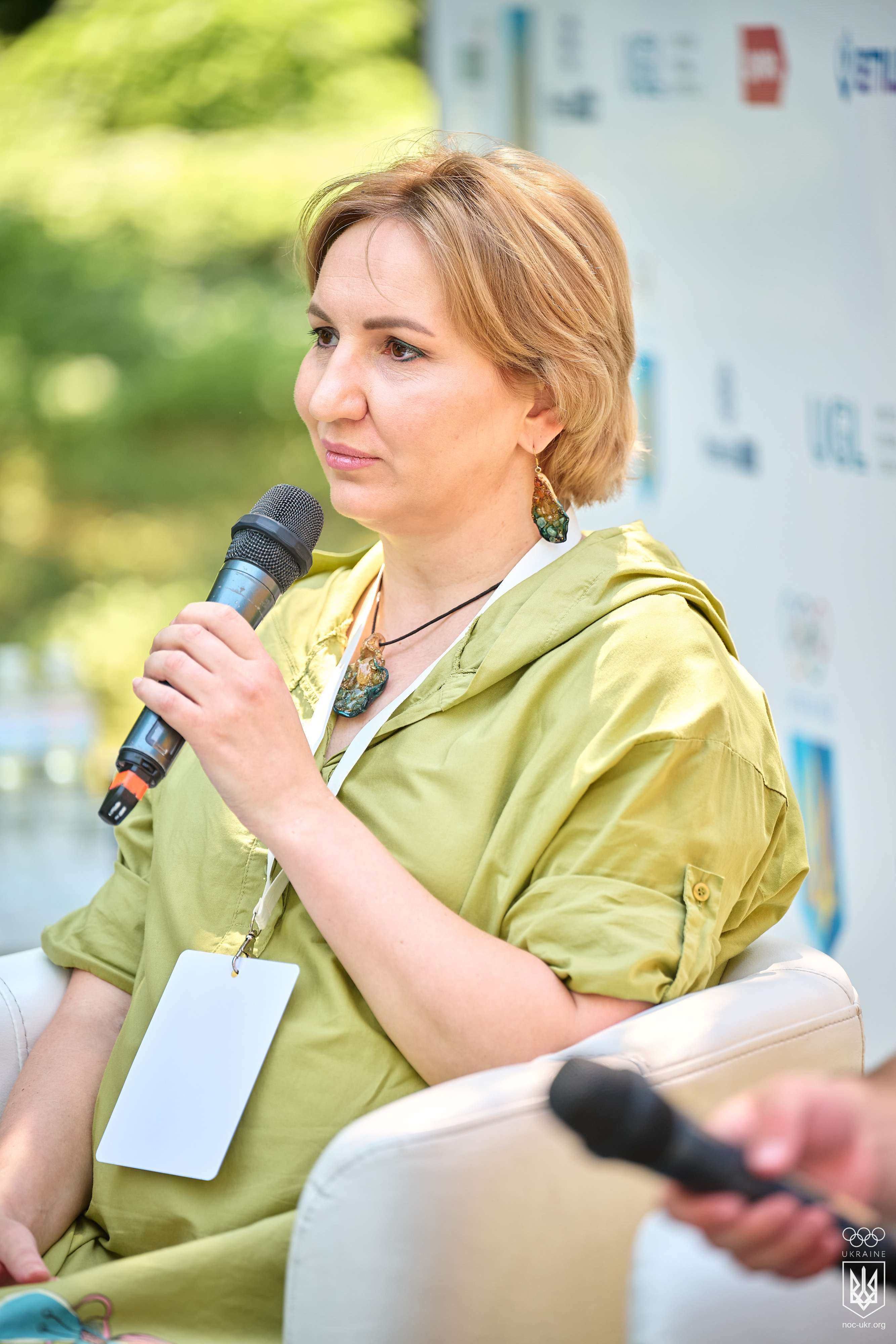 file100.jpg
